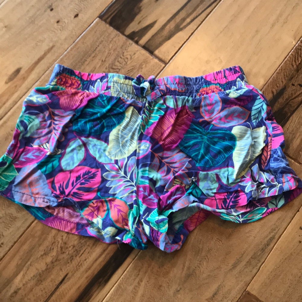 Colorful girls shorts